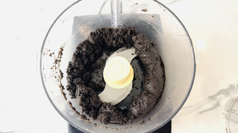 Oreo crust in food processor