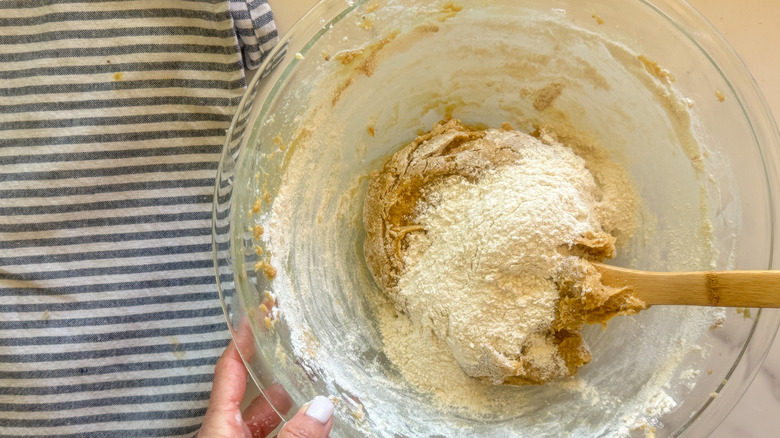 dry ingredient in bowl with wet