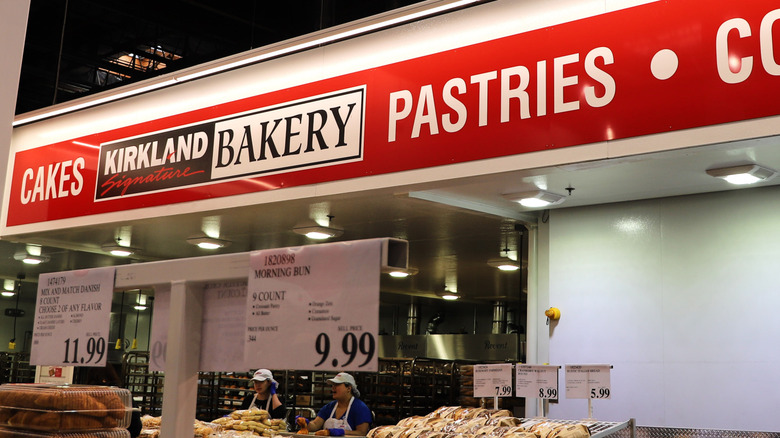 Facade of Costco's in-store bakery