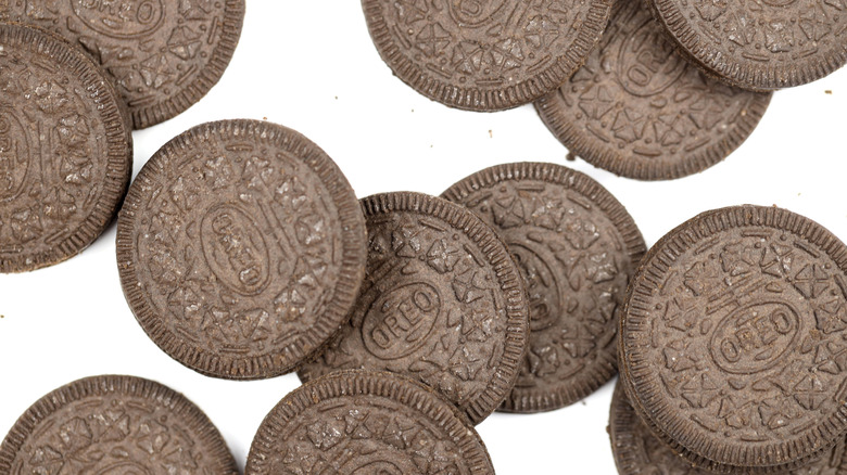 Oreo thins crispy cookies.