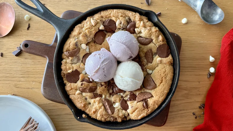 Pizookie with ice cream