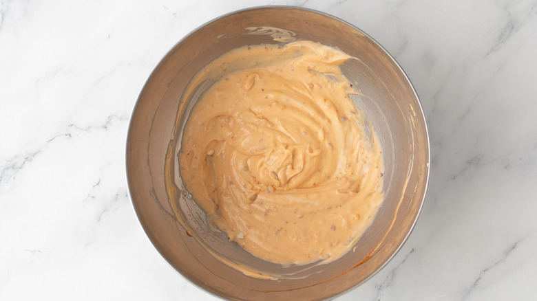 Spicy mayo in mixing bowl