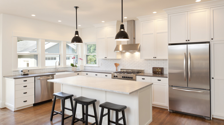 too much recessed lighting in a kitchen