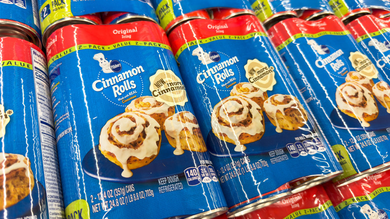 Pillsbury cinnamon rolls with original icing in a can and baked and plated.