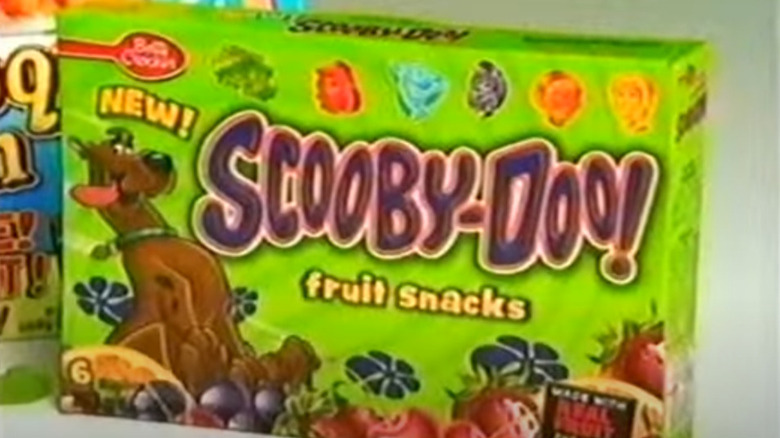 Green box of 1990s Scooby-Doo! Fruit Snacks from TV promo