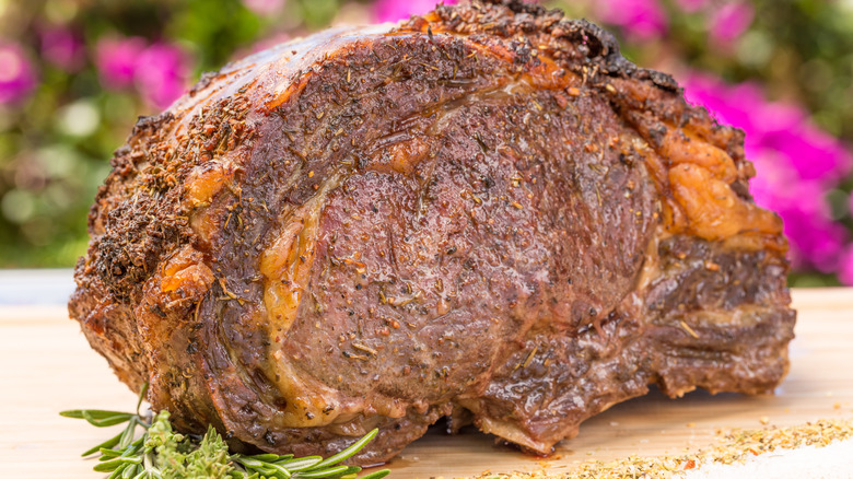 Close up of large roasted prime rib.