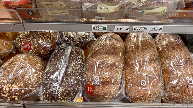 Display of bread in Publix bakery.