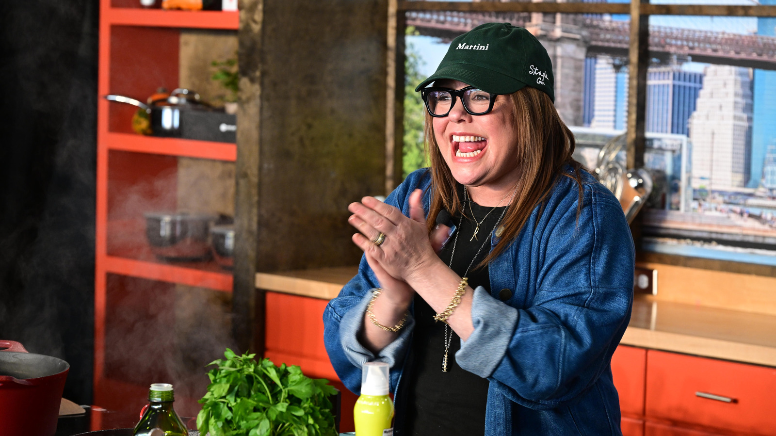 Rachael Ray's Rack Hack To Eliminate Avocado Prep Time