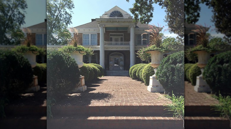 Historic Green Manor