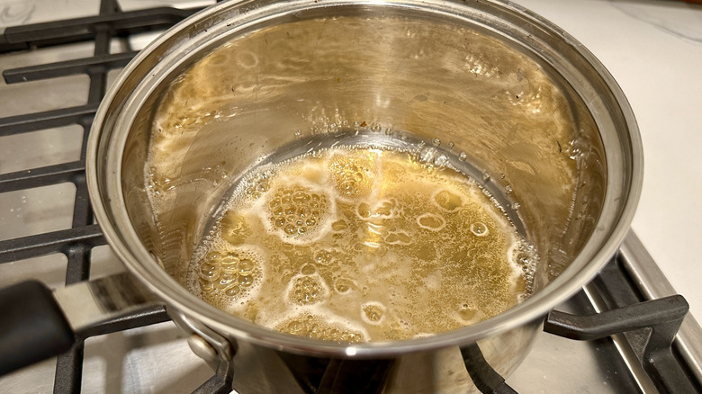 Honey syrup in pot