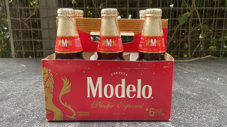 A red six pack of Modelo Noche Especial