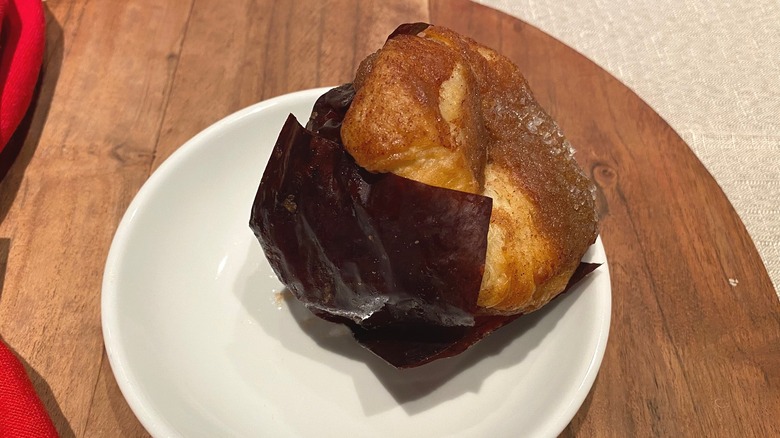 Cinnamon bread pastry on plate
