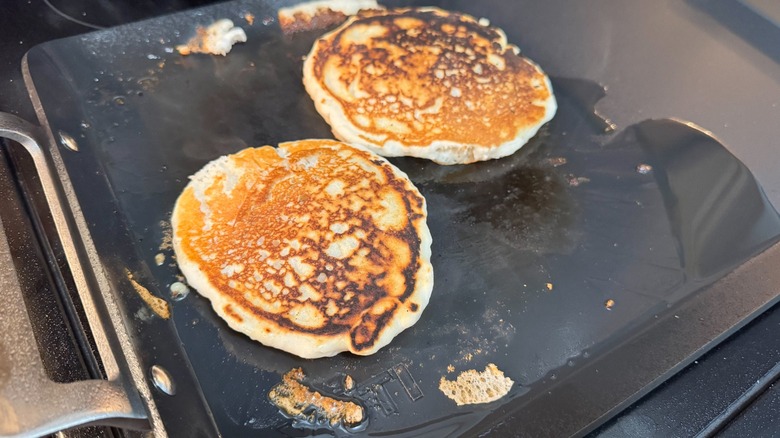 Yeti Carbon steel griddle pan on white background