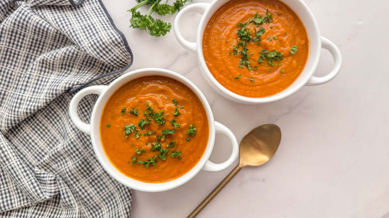 2 bowls of soup