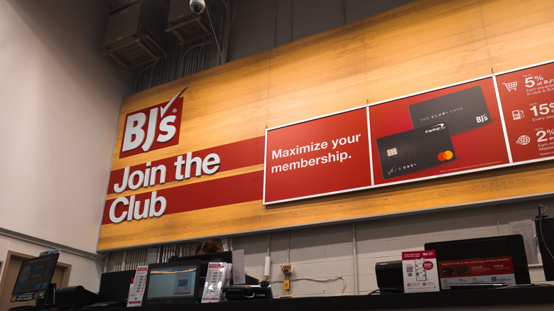 "Join the Club" sign at BJ's