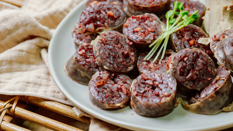 A platter of Korean blood sausage in slices