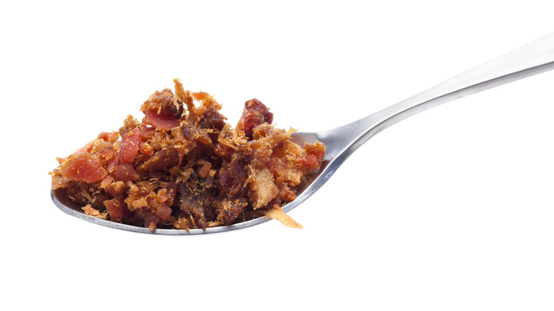 A teaspoon of bacon bits