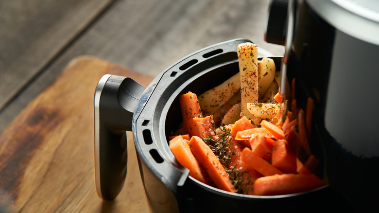 vegetables in an airfryer