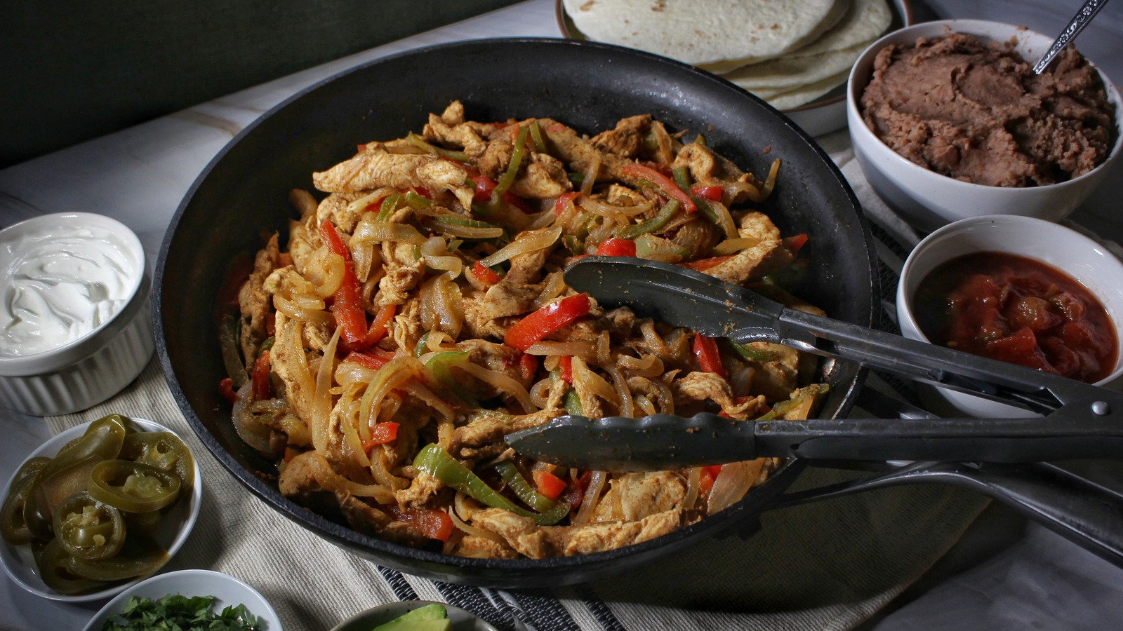 Simple OnePan Chicken Fajitas Recipe