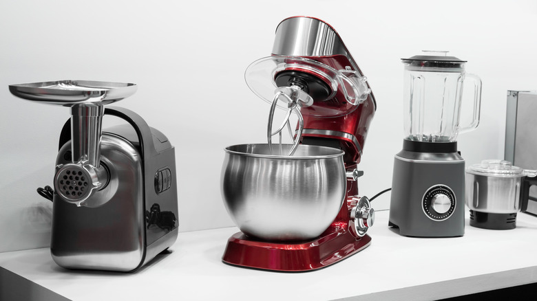 Assorted small kitchen appliances