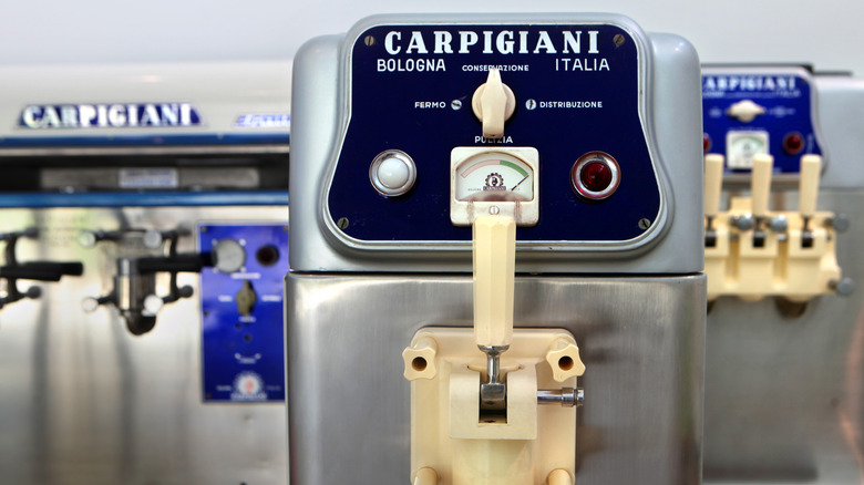 soft serve machine