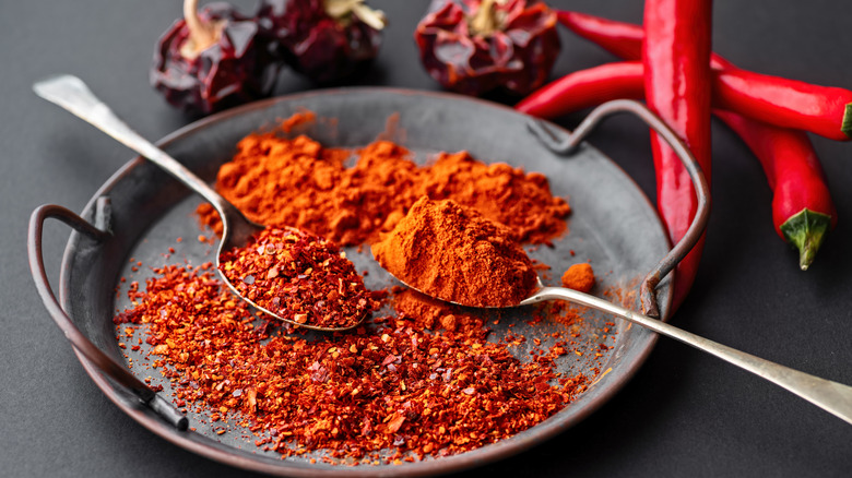whole, dried, crushed peppers