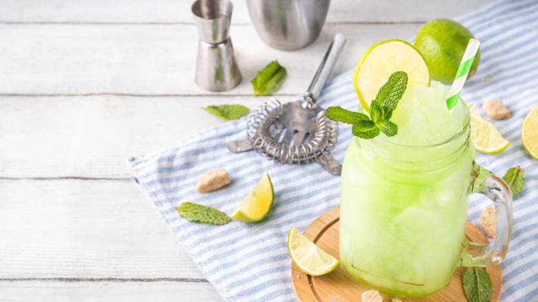 lemon slushy cocktail in a glass jar