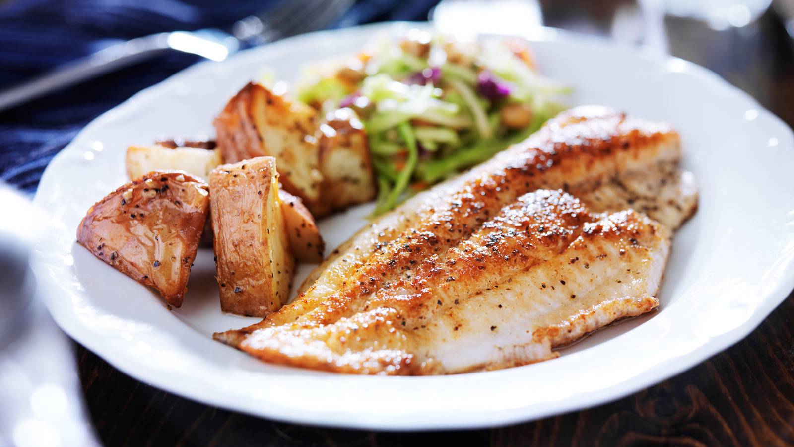 Flaking Fish Stop Flaking Your Fish To Test Doneness