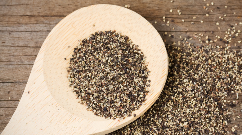 coarse ground black pepper