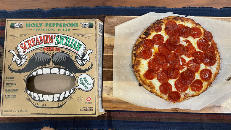 Screamin Sicilian pizza