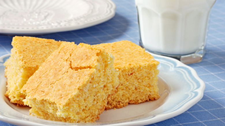 Cornbread with milk