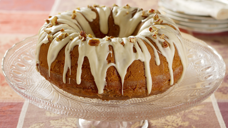 Cake with icing