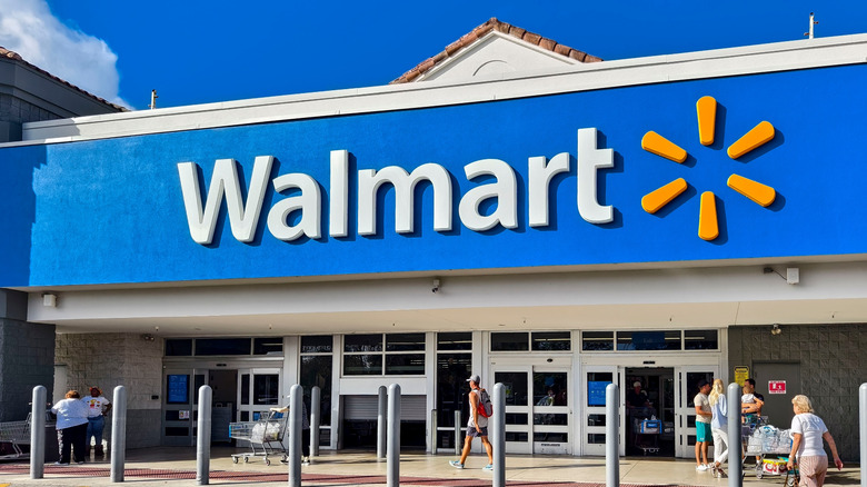 Walmart exterior