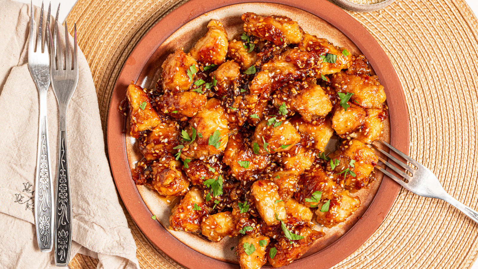 Rezept für süß-scharfes Sesam-Hähnchen