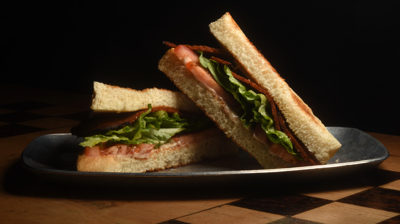 two halves of a vegan BLT