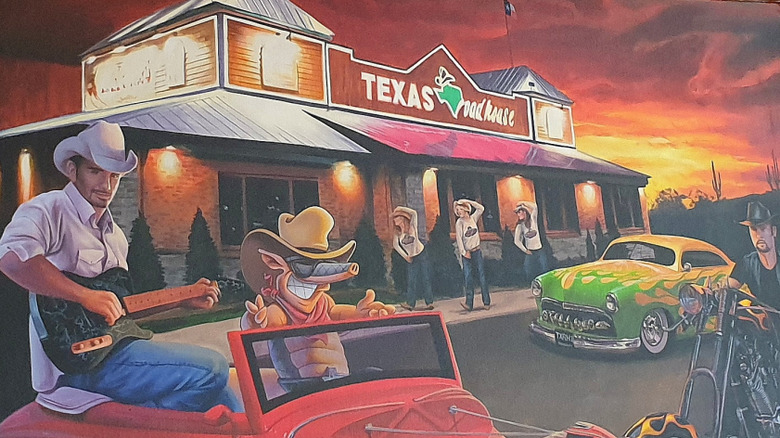 texas roadhouse mural