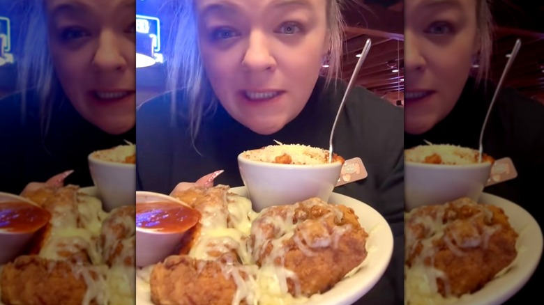 Chicken parm at Texas Roadhouse