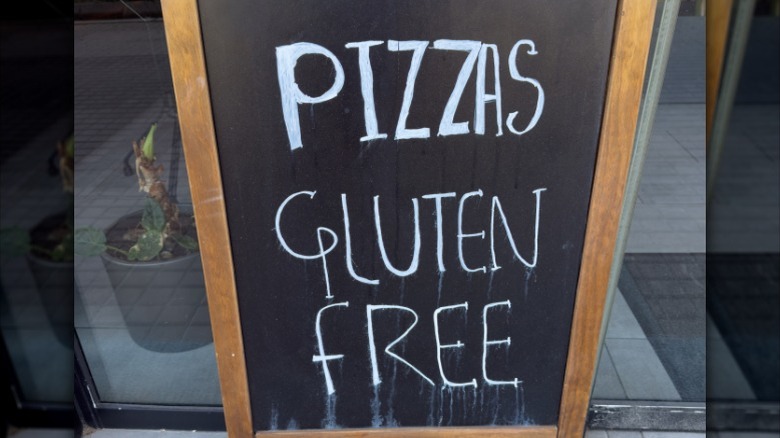 Gluten free pizza sign