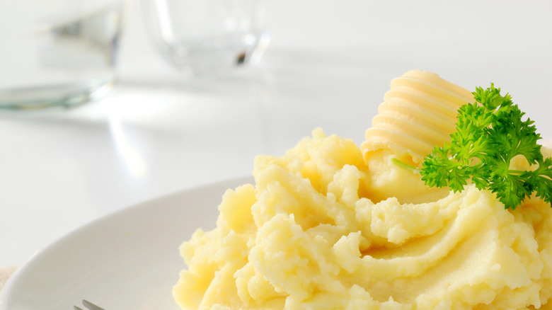 fluffy mashed potatoes