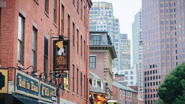 The exterior of Bell in Hand