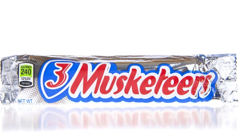 A wrapped 3 Musketeers bar