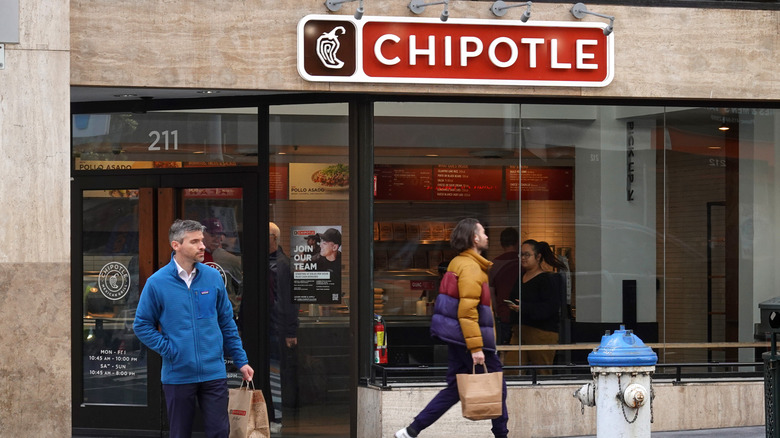 front entrance of chipotle
