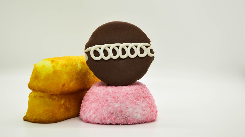 Three types of snack cakes