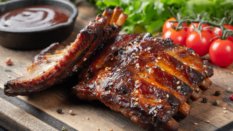 Pork ribs with barbecue sauce
