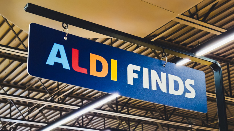 Aldi Finds sign