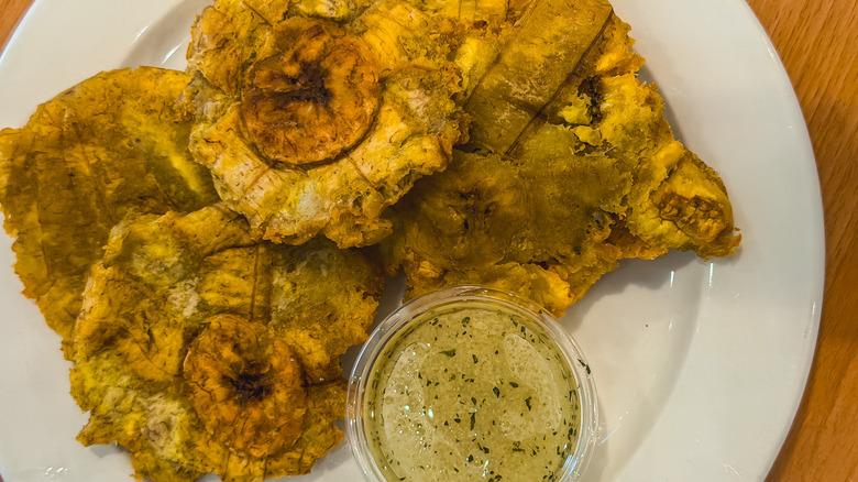 Tostones from El Bajareque.
