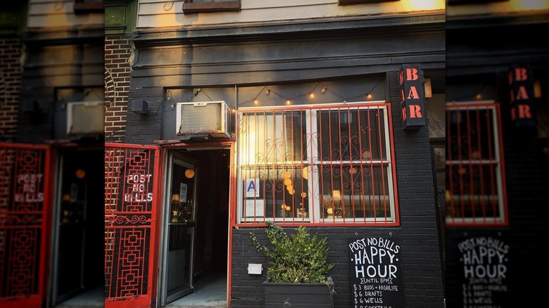 Post No Bills exterior