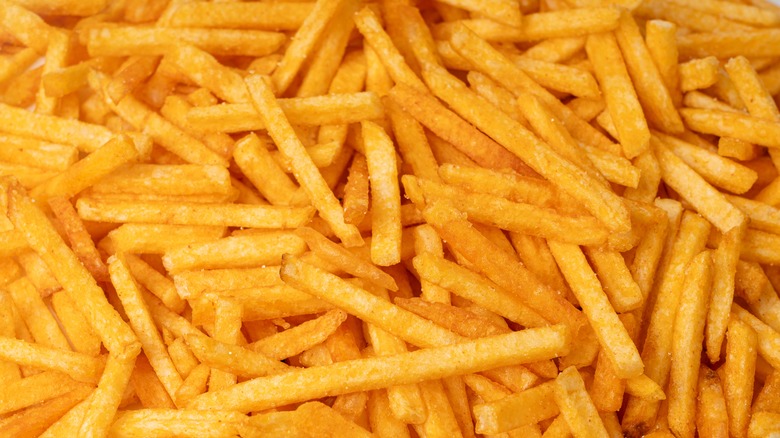 pile of french fries