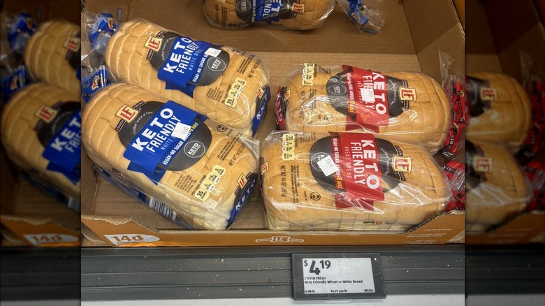 Keto bread on a shelf at Aldi.