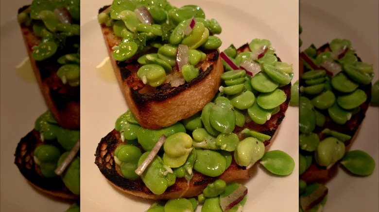 A plate of fava bean bruschetta at Enoteca Sogno in Richmond